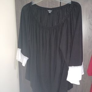 Roz & Ali Black Blouse with White Cuffs